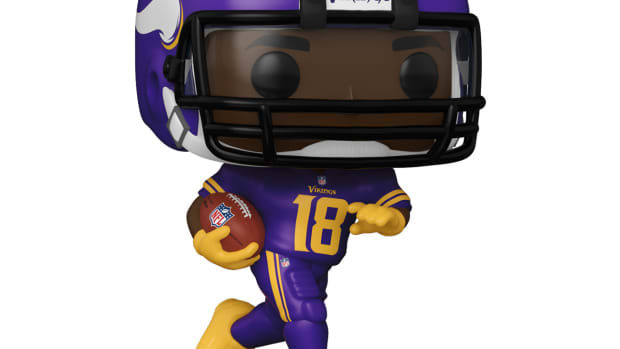 77507_NFL_JustinJeffersonPurpleAlt_Pop_GLAM-WEB